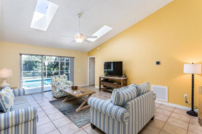3 Bedroom 2 Bathroom Disney Vacation Home villa